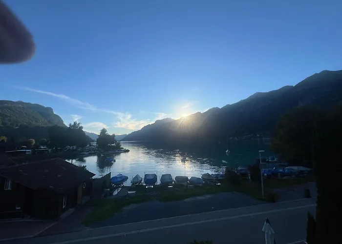 Dachwohnung Mit Balkon Am Brienzersee, Brienz Be